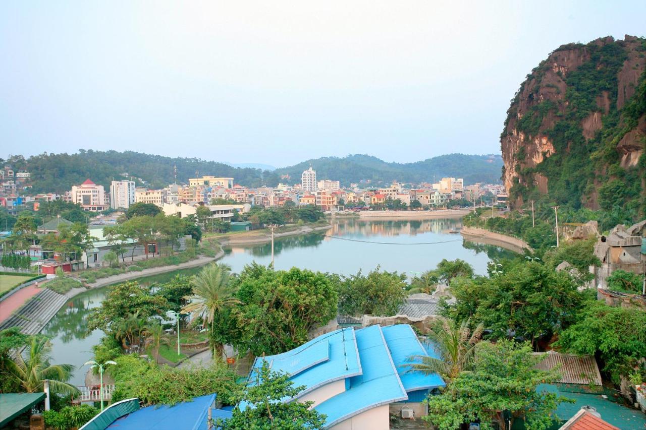 Ha Long Park Hotel Exterior photo