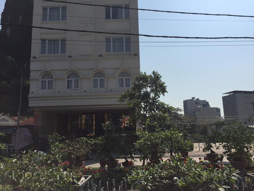 Ha Long Park Hotel Exterior photo