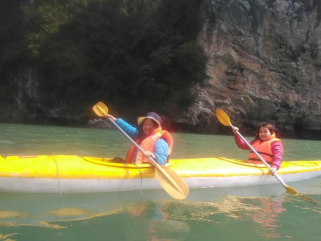 Ha Long Park Hotel Exterior photo